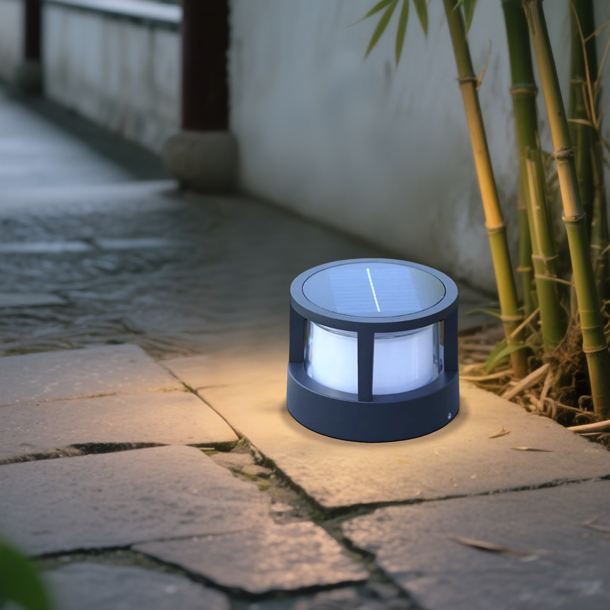 Modern Metal Outdoor Lamp