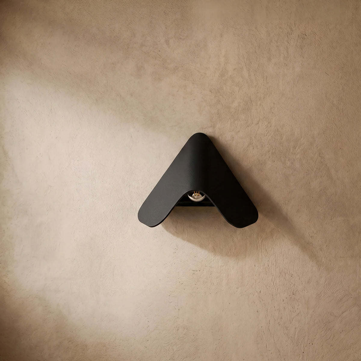 drainpangolin Arcato Modern Triangle Wall Lamp - Outdoor Light for Garden