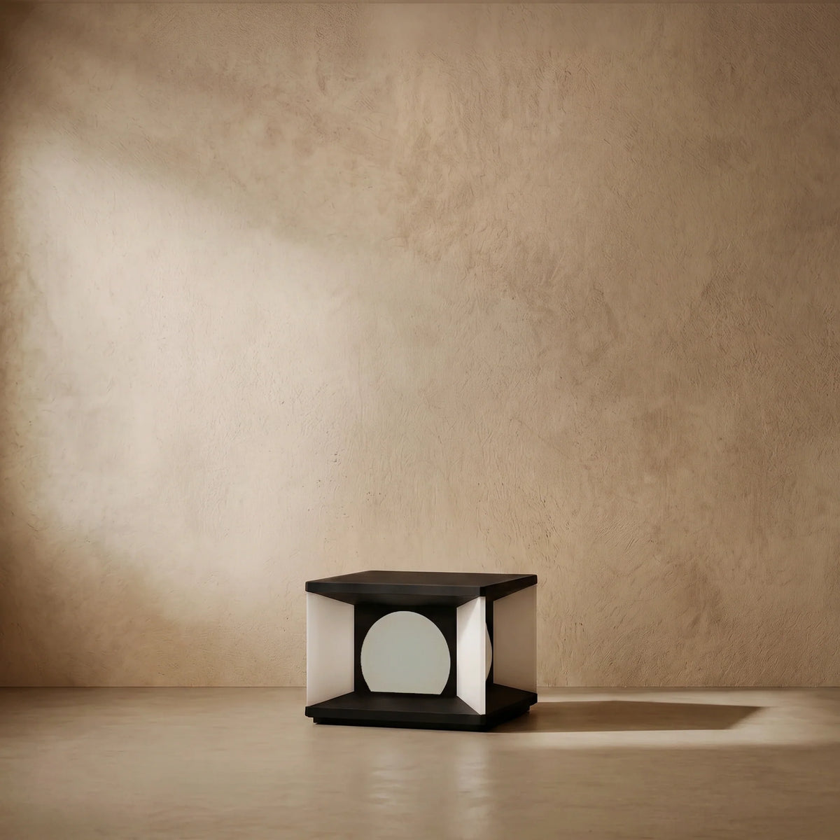 drainpangolin Arcato Modern Rectangular Pillar Light - Black Metal for Courtyard