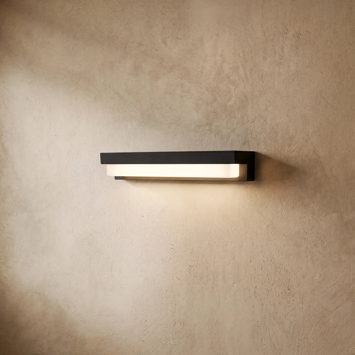 Arcato Modern Solar Linear Outdoor Wall Lamp