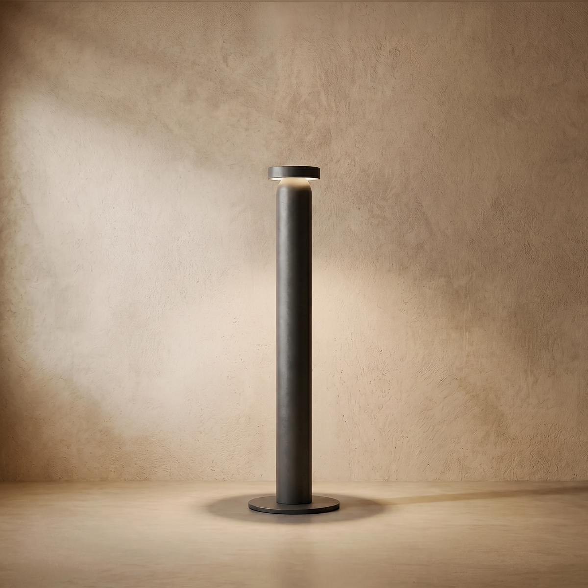 drainpangolin Irondale Minimalist Cylindrical Outdoor Pathway Lamp for Lawn