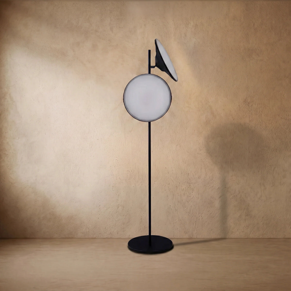 drainpangolin Modern Floor Lamp - Black Metal Trumpet with Adjustable Hood for Bedroom