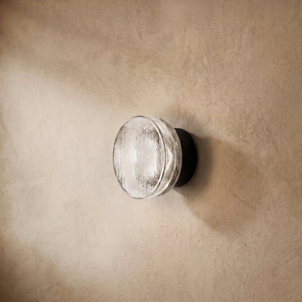 drainpangolin Embrace Modern Outdoor Wall Lamp - Clear Glass & Metal Round Design for Patio