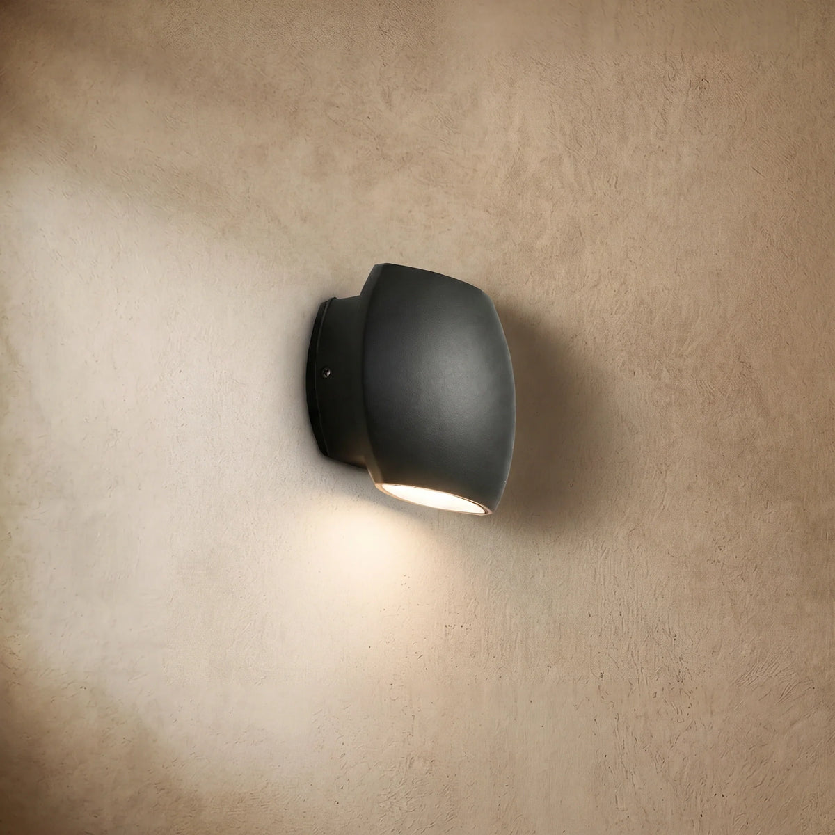 drainpangolin Irondale Modern Geometric Outdoor Wall Lamp - Black and Grey Metal for Garden